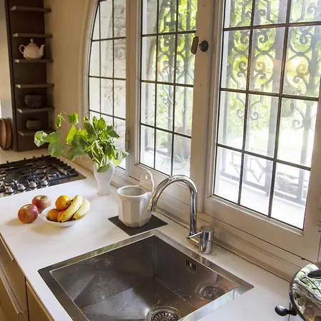 Appartement Rio Barnaba Giardino - Locappart Venetië
