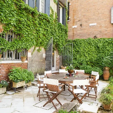 Rio Barnaba Giardino - Locappart Apartman